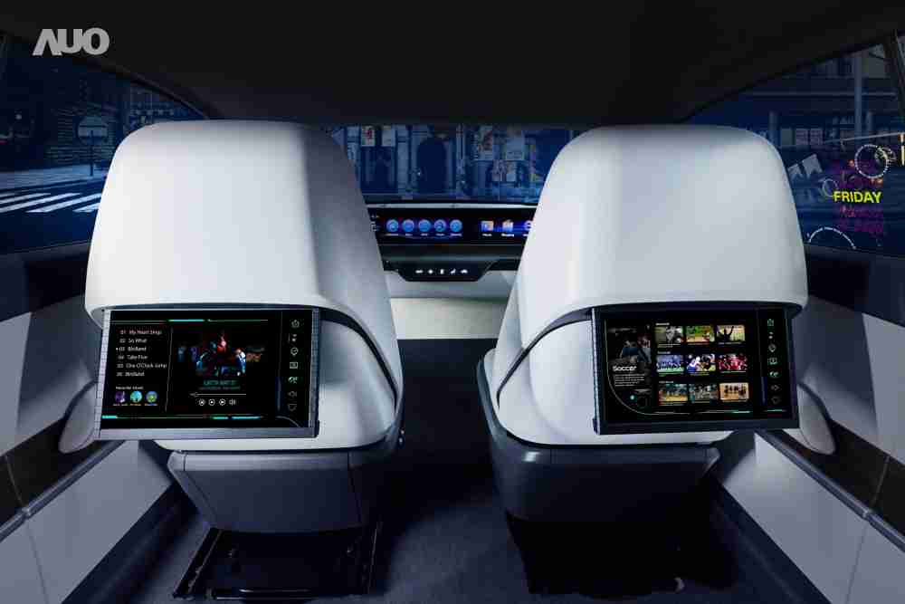 红龙扑克新一代Smart Cockpit 2024，，，以Micro LED先进显示技术优势，，，创建〝可卷式后座娱乐显示器〞，，，，仅在互动时才显示出所需画面及信息，，扩充更丰富的娱乐和交互信息服务，，，获国际奖项荣耀